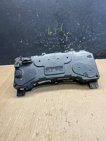 2010 2011 Ford  Expedition Speedometer Cluster Gauge Oem ab2037 DG5