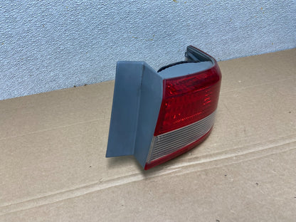 2003 to 2004 Honda Accord Sedan Right Passenger Rh Side Tail light Oem AB3479 LK2