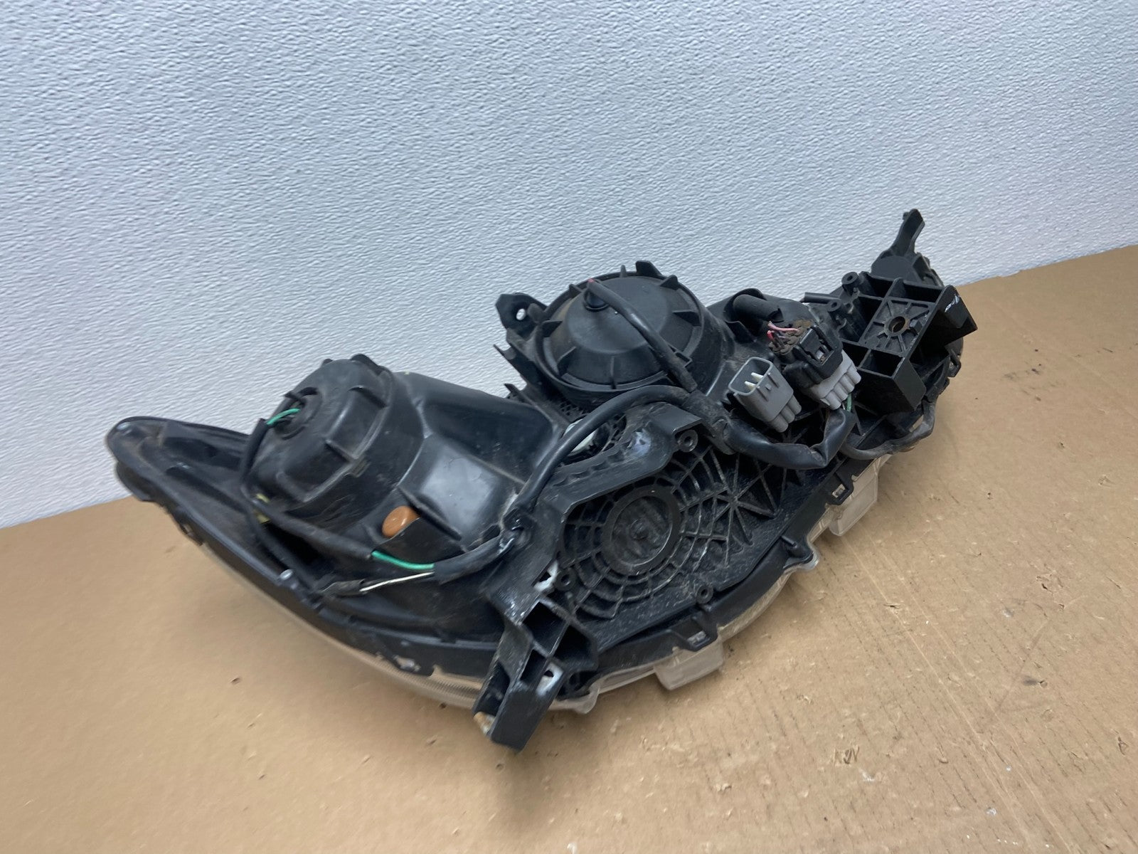 2010 to 2018 Mitsubishi ASX Left Driver Lh Side Halogen Headlight Oem AB6530 DG7