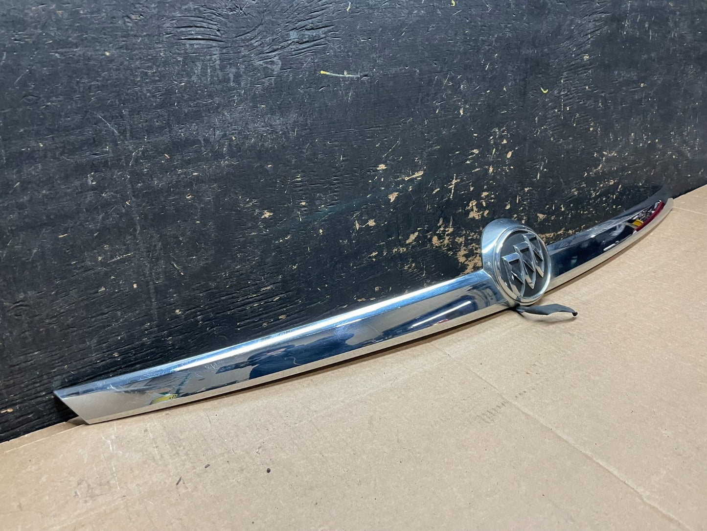 2011-2013 Bucik Regal Trunk Molding Trim Garnish Chrome Rear Tailgate Y9343 DG1