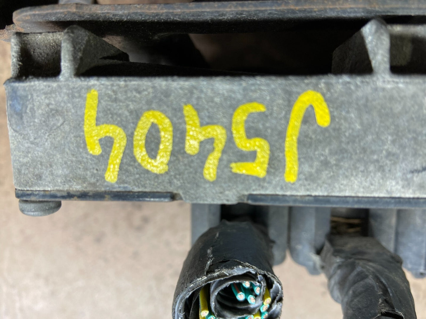 2008 2009  Caravan Town & Country 3.8L Engine Control p05187802af j5404 DG3