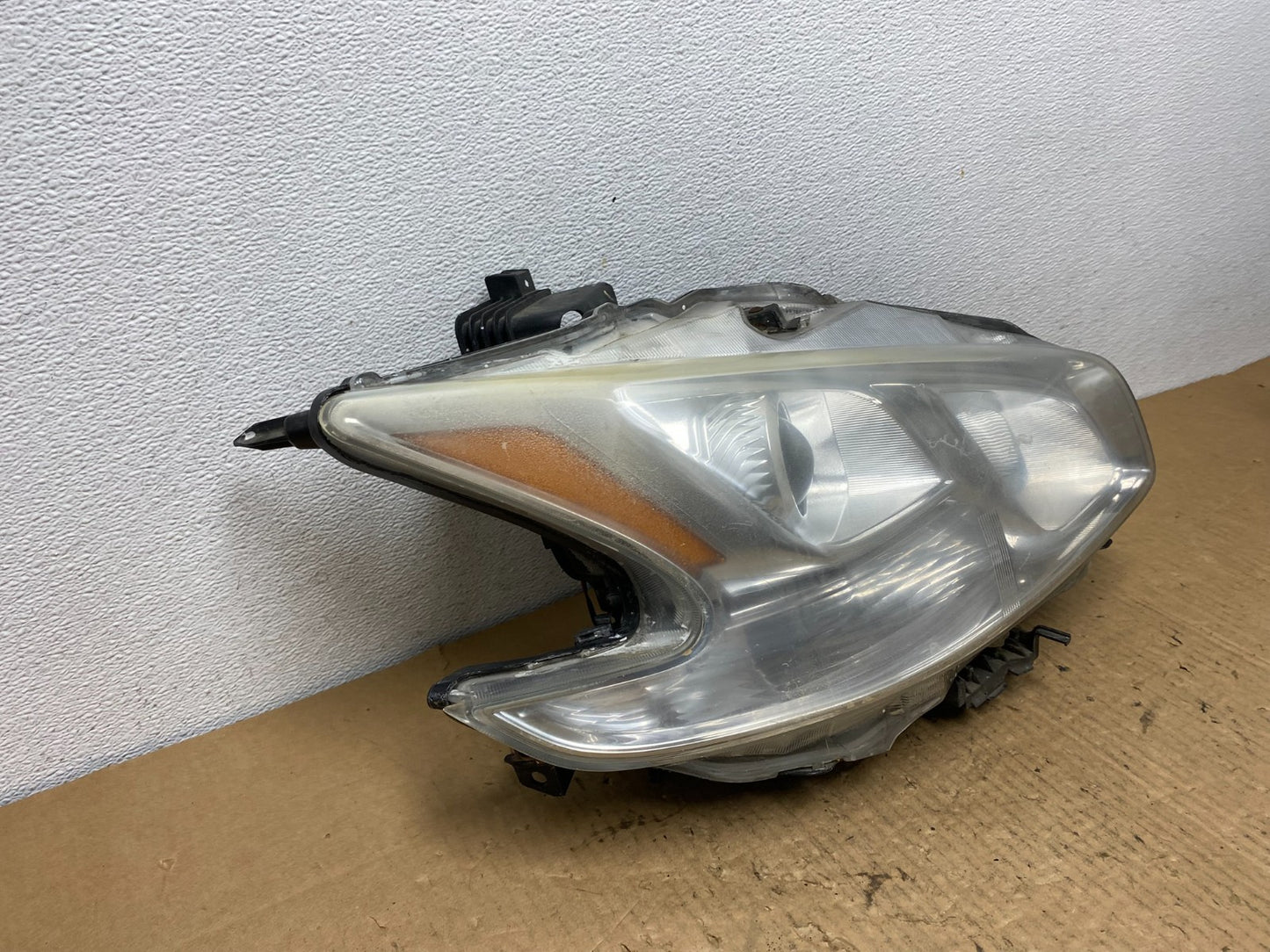 Halogen 2009-2014 Nissan Maxima Right Passenger Headlight AC7808 DW2