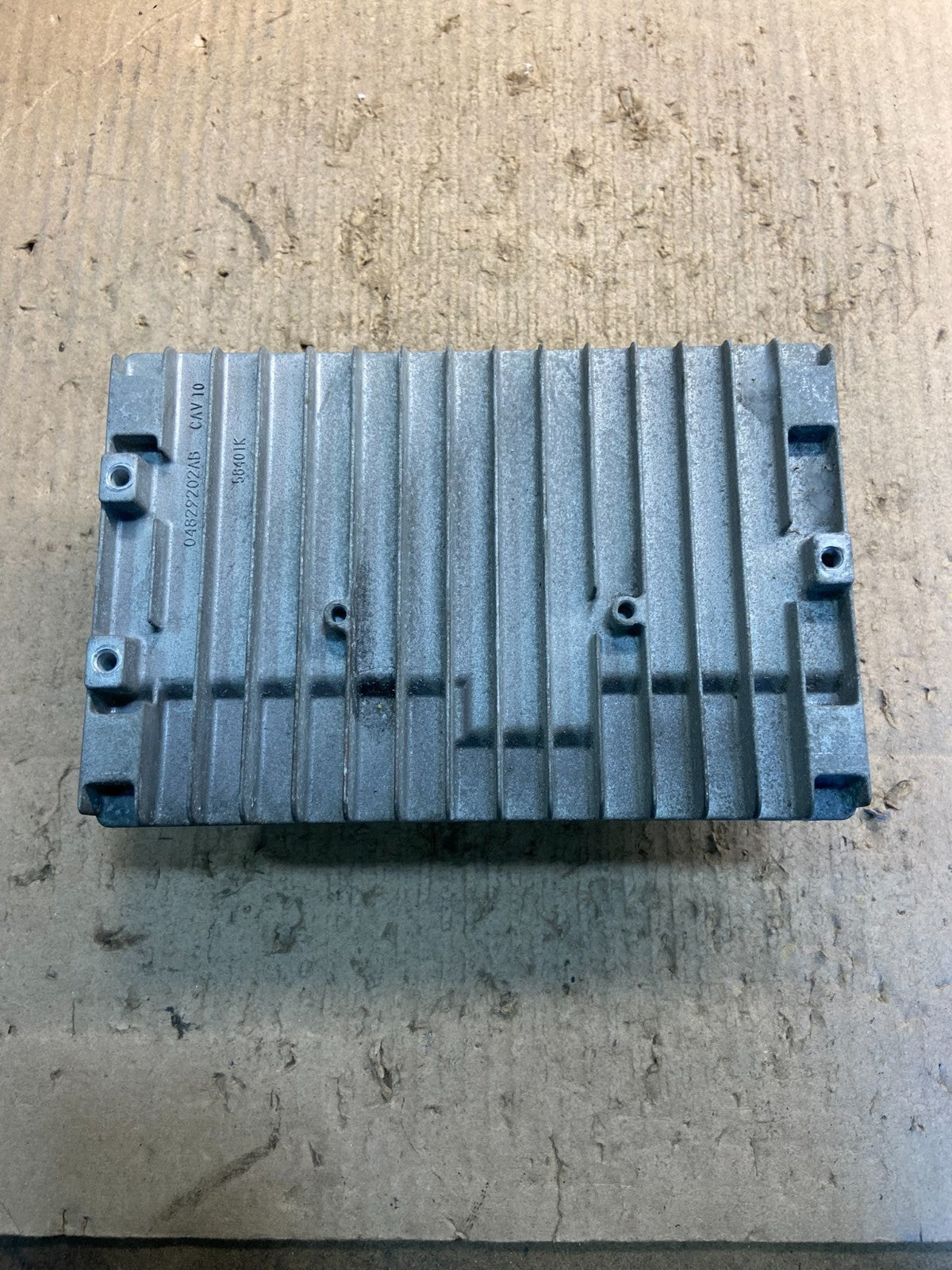 2003 Chrysler Sebring 2.4 Engine Computer Module ECM ECU PCM Z2114 DG3