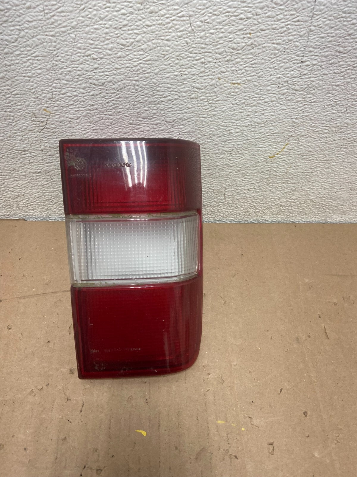 1993 to 1994 Volvo 850 Sedan Left Driver Lh Side Tail Light E03290
