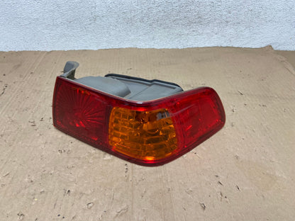 2000 to 2001 Toyota Camry Right Passenger Rh Tail Light AE9302 LK0