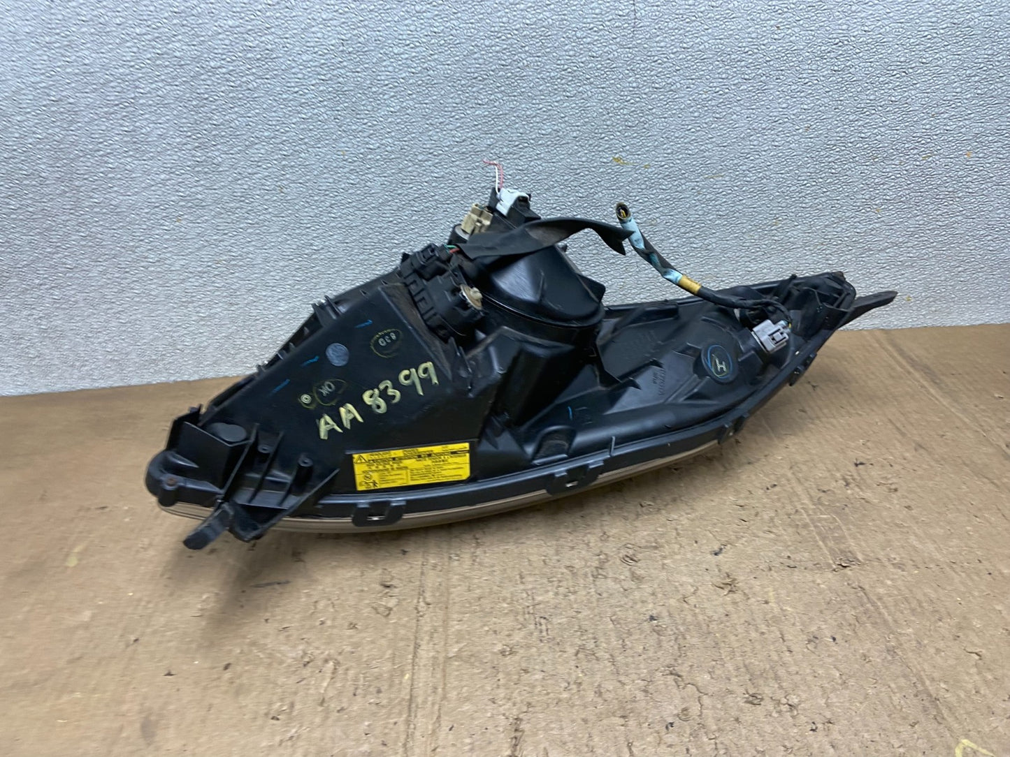 2006-2009 Toyota Prius Left Driver LH Side Blue Headlight Xenon Hid AA8399 DW8