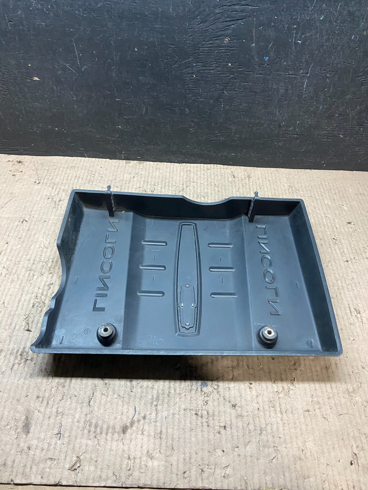 2007 to 2014 Lincoln Navigator 5.4L V8 Engine Motor Cover i7913 DG16