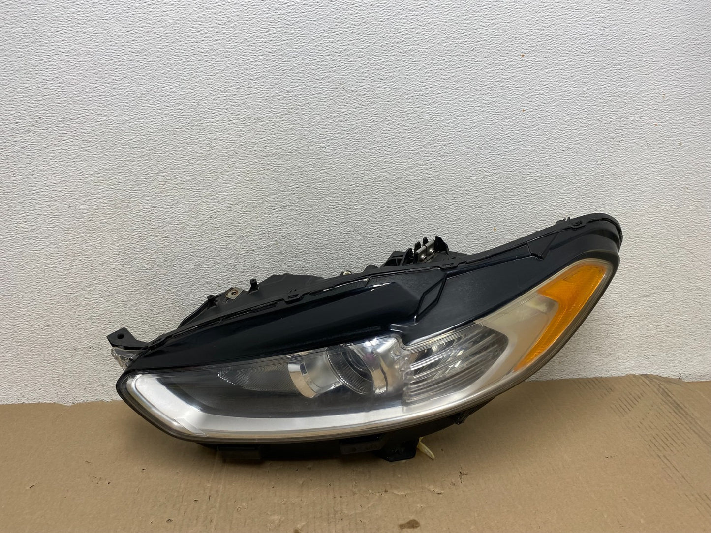 2013 to 2016 Ford Fusion Left Driver Lh Side Headlight TYC AG6896 DW0