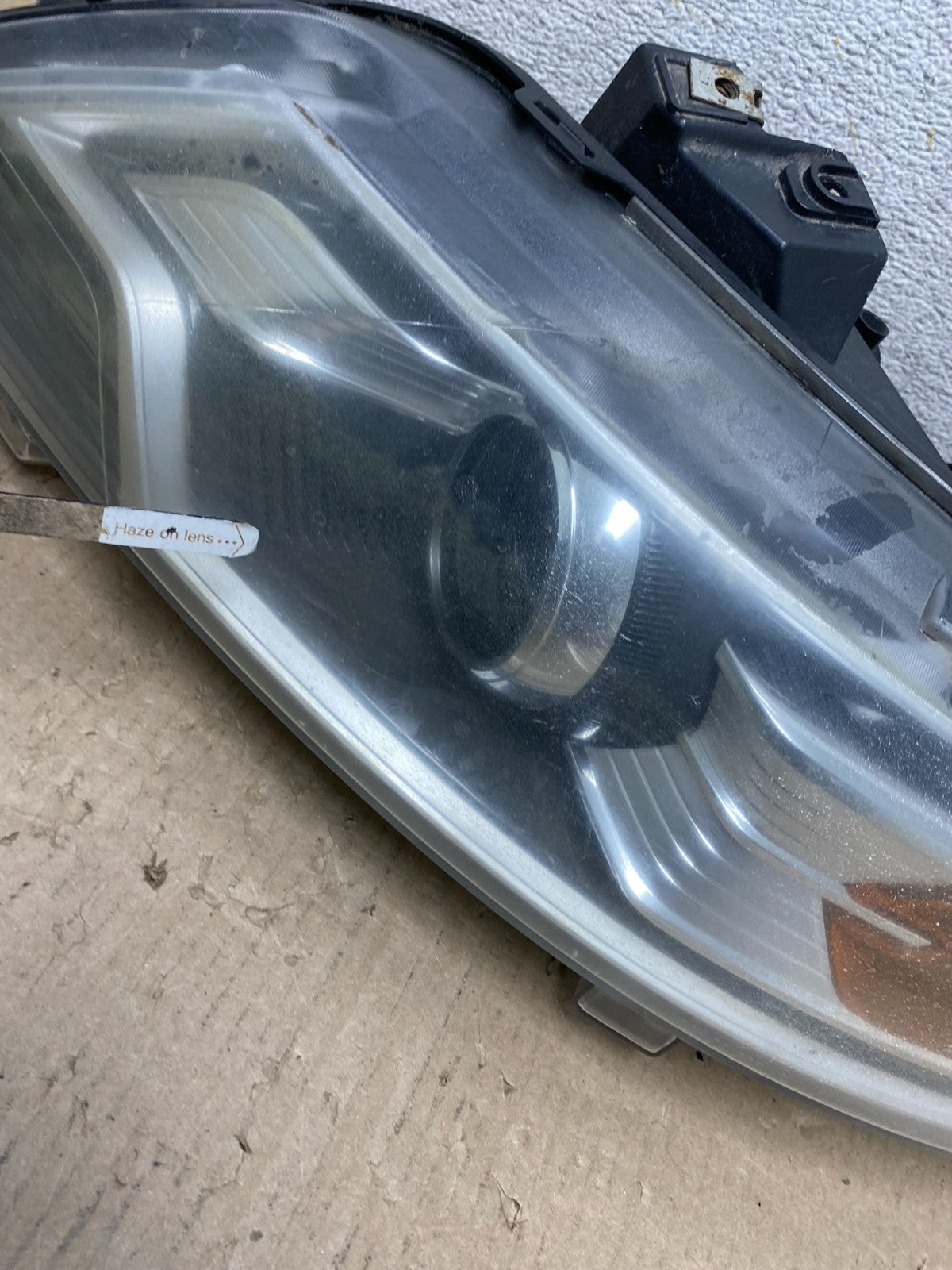 2010 2011 2012 Ford Taurus Left Driver LH Halogen Headlight AJ2147 DW4
