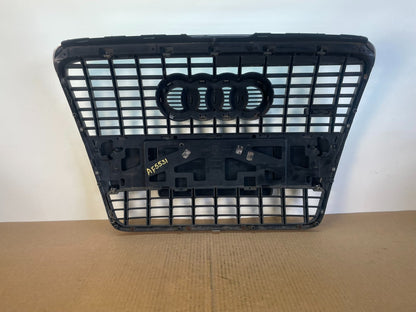 2005 to 2008 Audi A6 C6 Front Grill Grille Silver Black AF5531 DW3