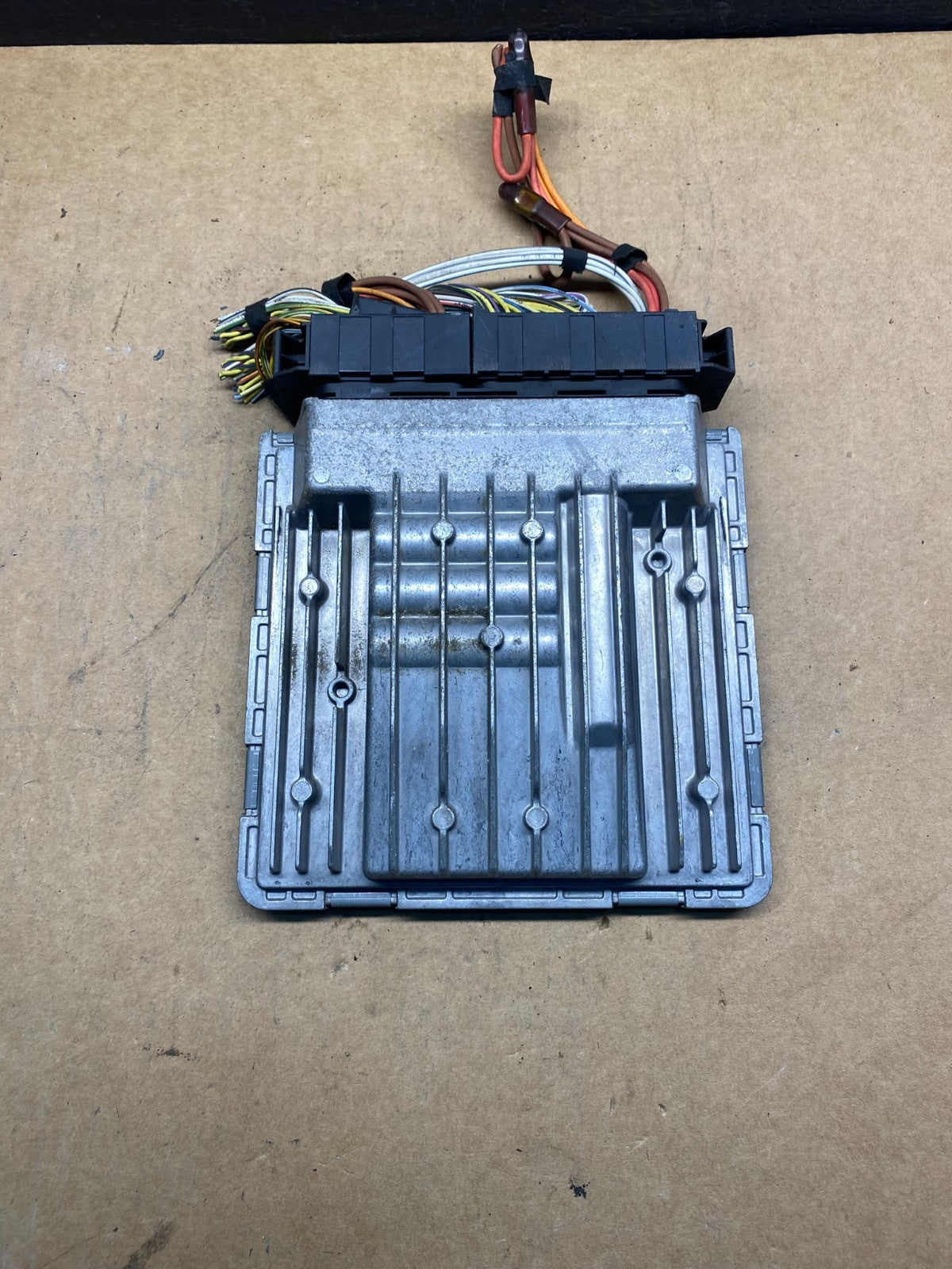 2007 - 2011 BMW 328i 528i E90 ECM ECU Engine Computer 7581126 AH7006 DG1