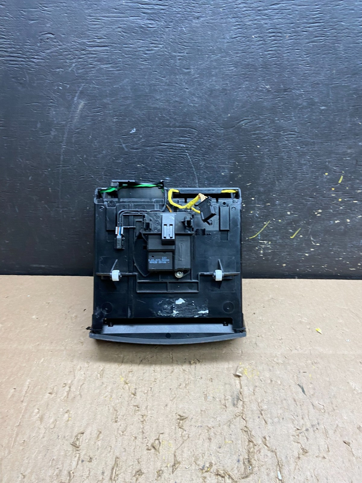 2003 - 2009 Mercedes W211 W219 CLS500 Door Lock ESP Hazard Control T8451 DG5
