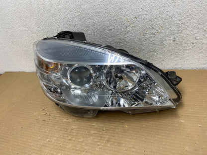 2008 to 2011 Mercedes Benz C-CLASS Right Passenger Side Headlight AH0554 DW2