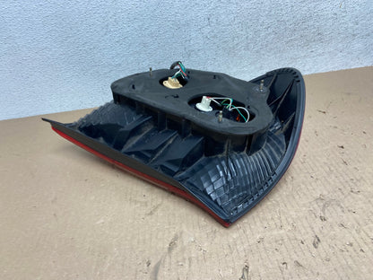 2002 2003 2004 Toyota Camry Tail Light Right Passenger Rh Side AE8776 LK4