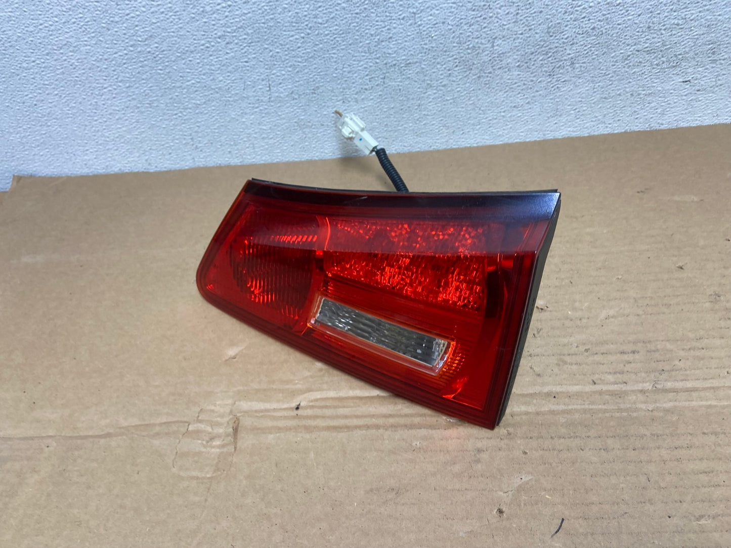 2006 - 2008 Lexus Is250 Is350 Right Passenger RH Inner Tail Light AD3869 LK1