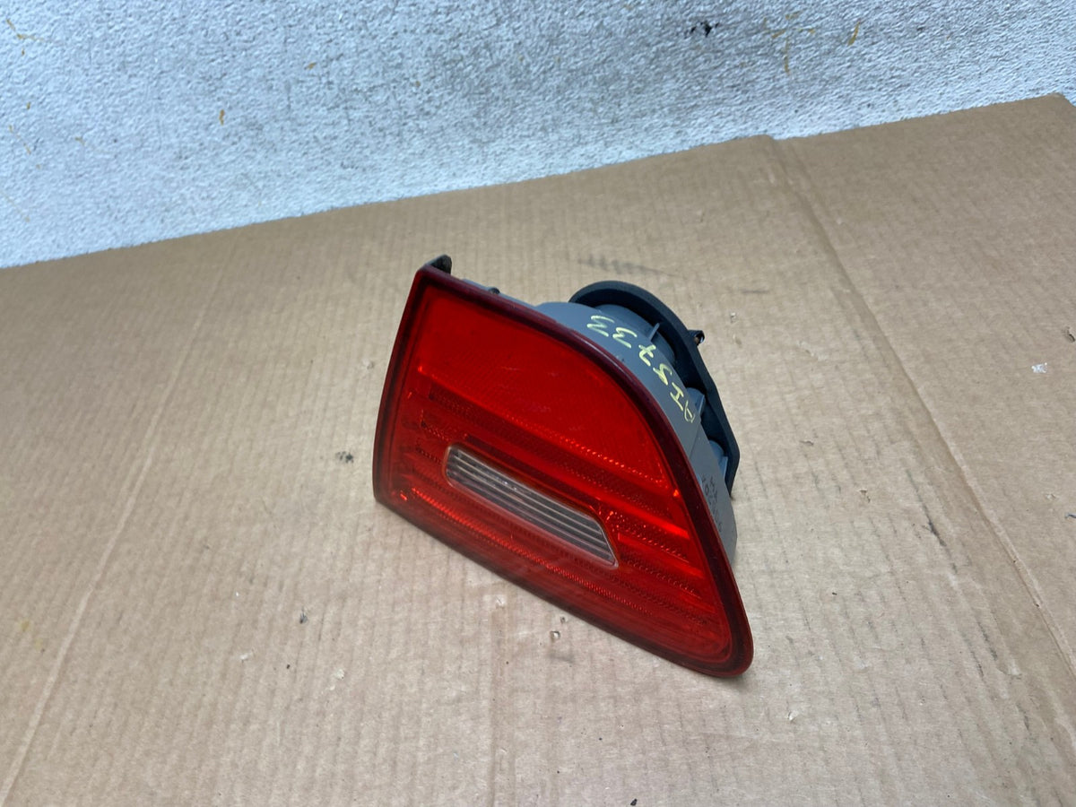2007-2010 Hyundai Elantra Right Passenger RH Tail Light Inner AI5733 LK1