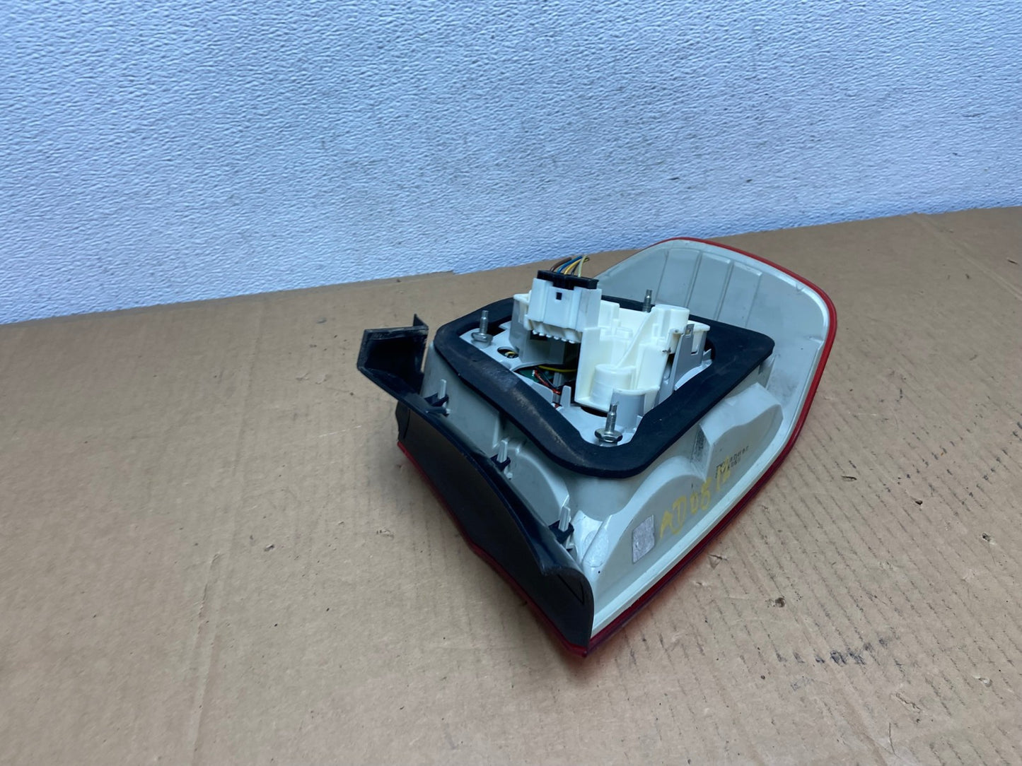 2009 2010 BMW 323i 325i 328i 335i 3 Series Left Driver Tail Light AD0812 LK4