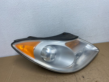 2007 to 2012 Hyundai Veracruz Right Passenger RH Headlight Halogen AC6062 DW0