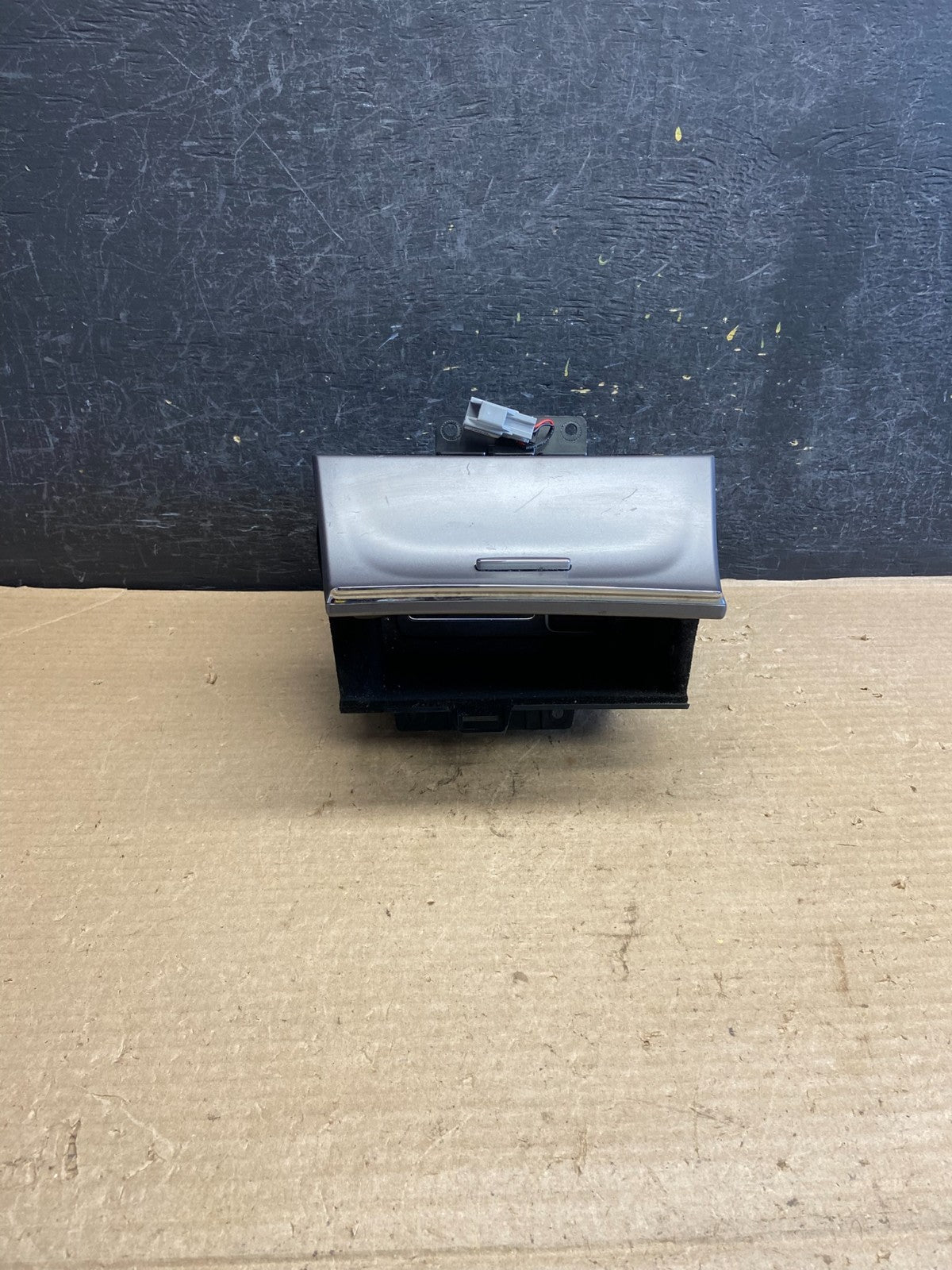 2014 2019 Jeep Grand Cherokee Dashboard Storage Compartment Ash Tray AH3967 PS0