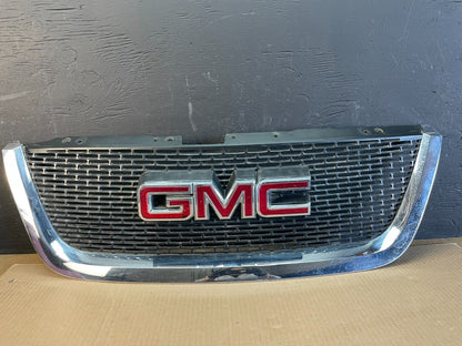 2007 to 2012 GMC Acadia Front Upper Grill Grille Oem AC2017  DG0