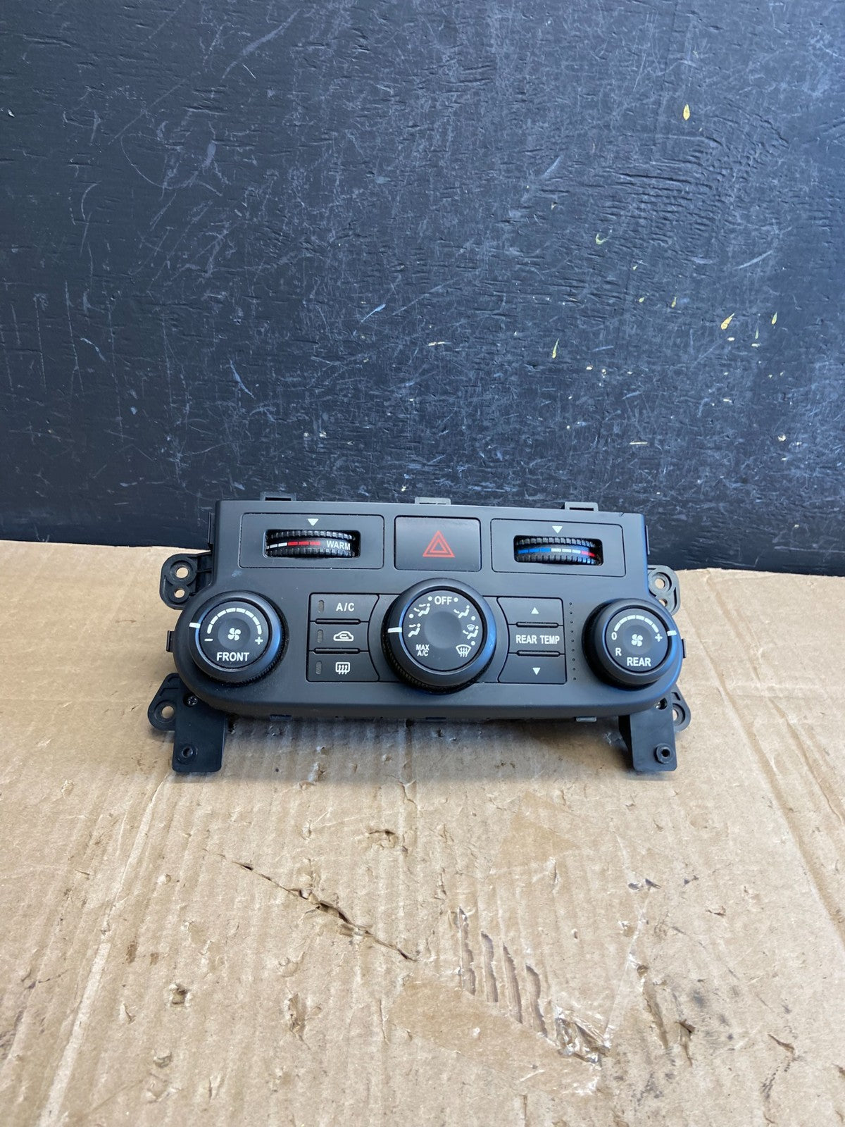 2006 - 2012 Kia Sedona AC Temperature Climate Control Switch AE1916 DG0