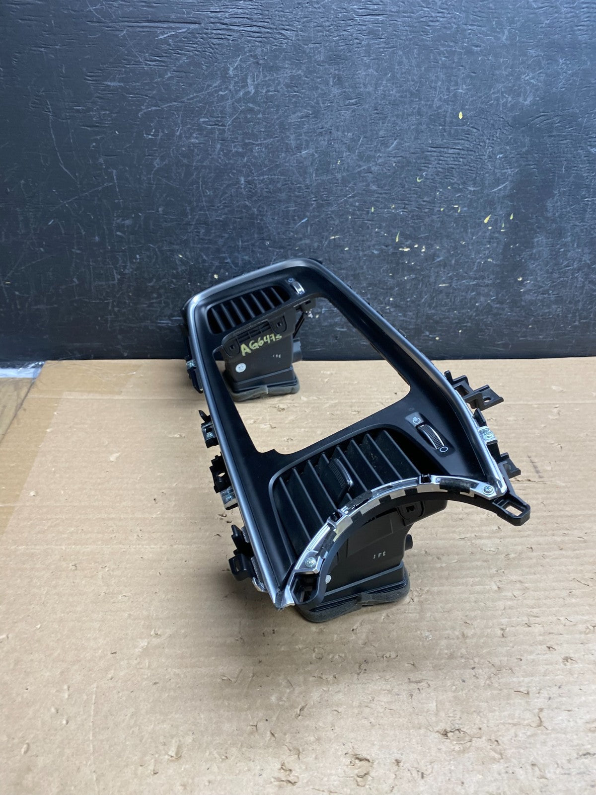 2014 2015 Kia Optima Front Dash Radio Bezel Trim Air Vent AG6475 DG1