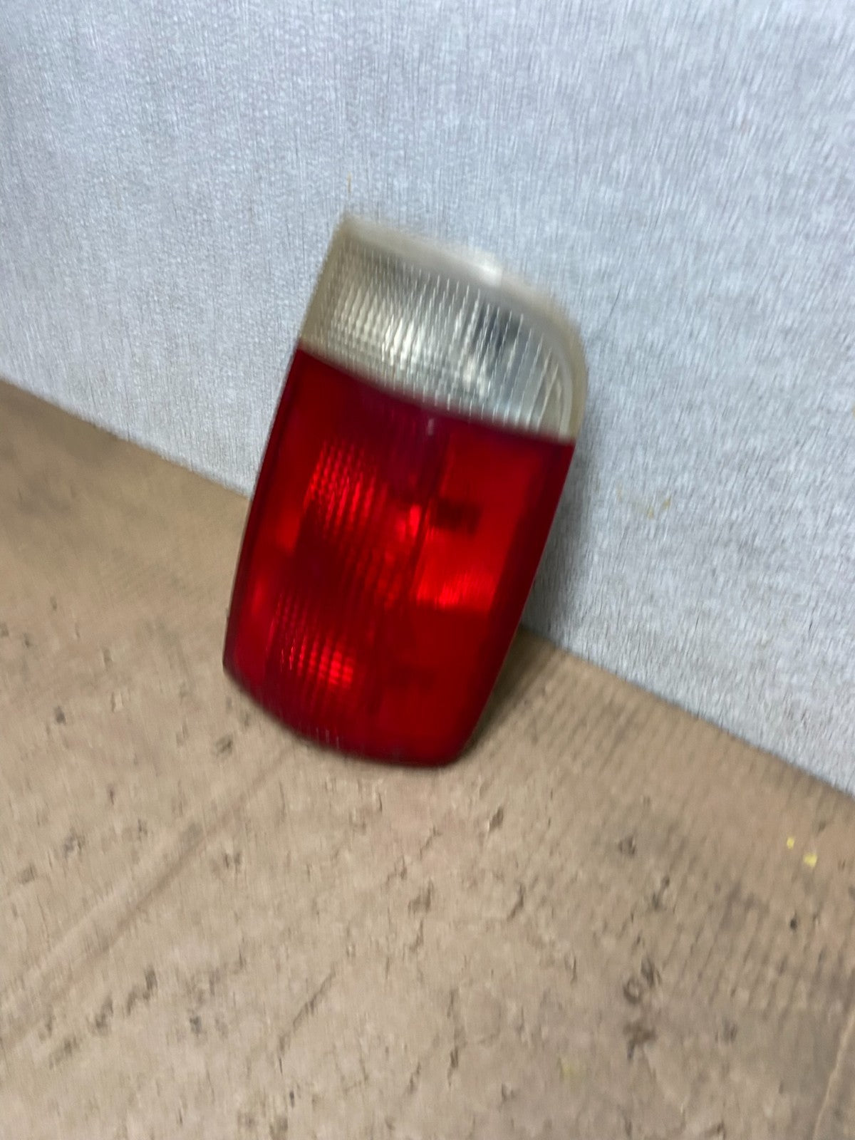 1995 to 2005 Chevrolet GMC Blazer S10 Left Driver Side Tail Light OEM AA7195 DW1