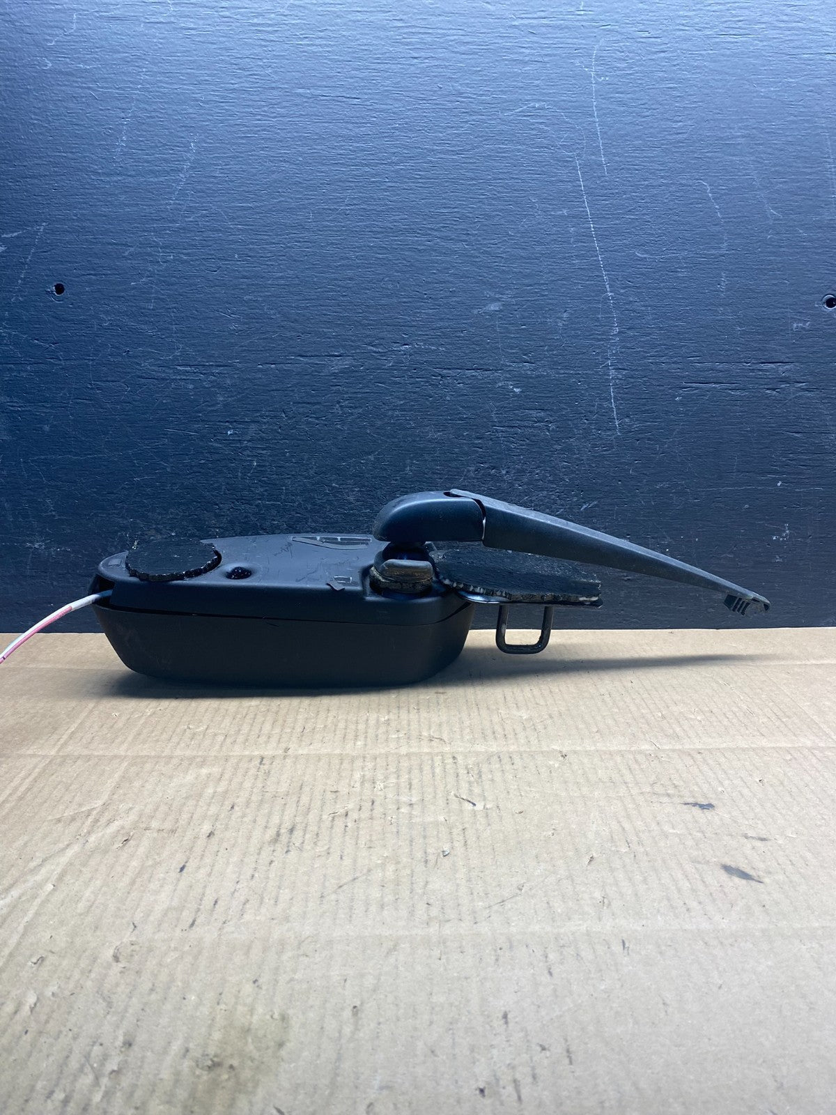 2011-2013 Jeep Grand Cherokee Tailgate Back Door Rear Wiper Motor Wiper AD50691
