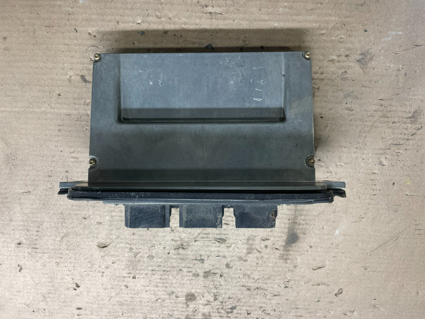 2004 Ford Explorer Engine Control Computer 4L2A-12A650-AFC n8591 DG1