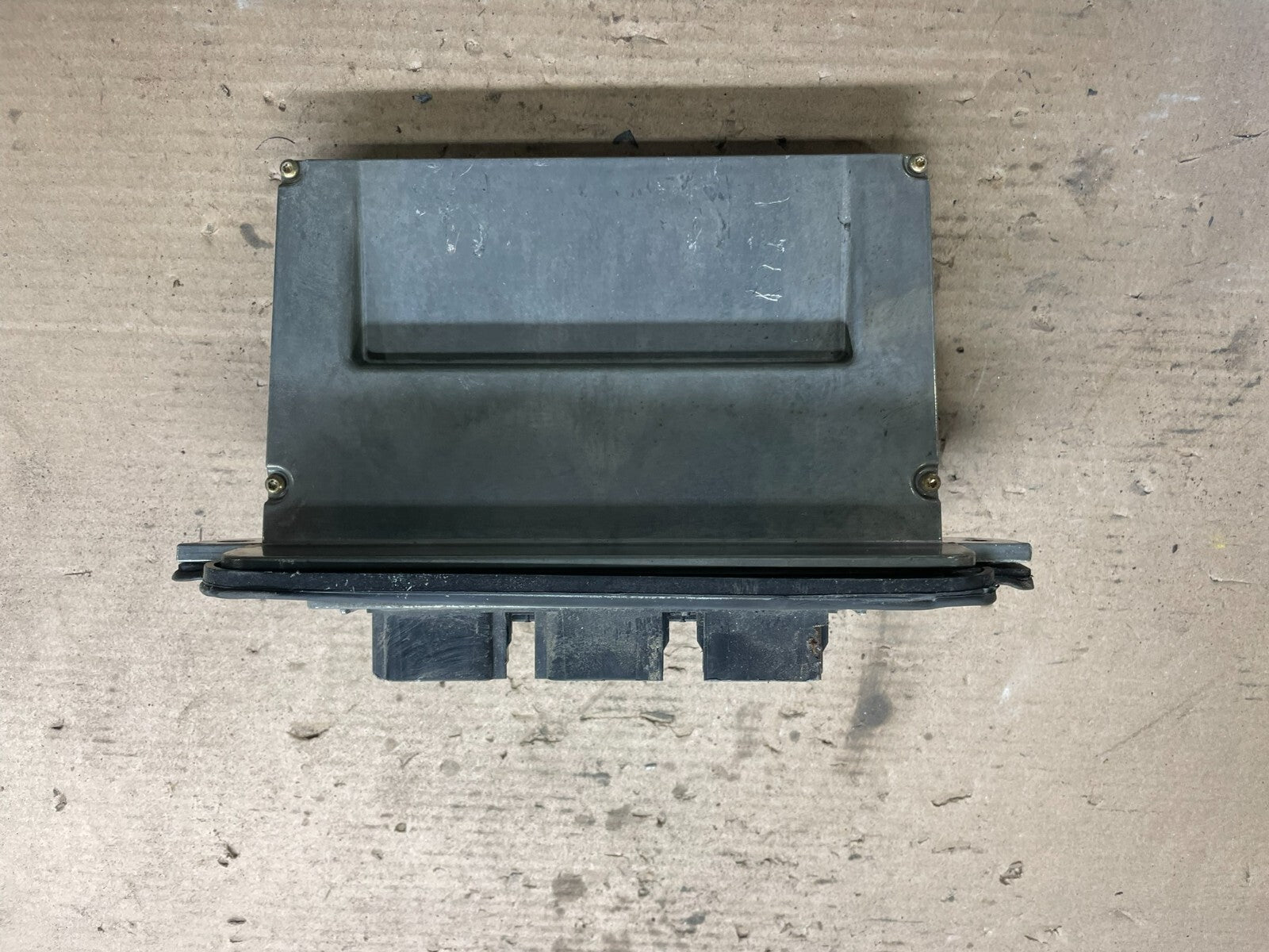 2004 Ford Explorer Engine Control Computer 4L2A-12A650-AFC n8591 DG1