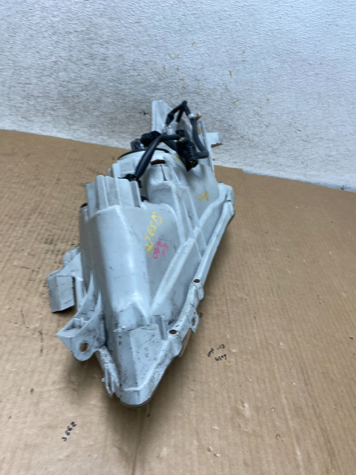 2007 - 2009 Toyota Camry Halogen Right Passenger Headlight AI6518 DW9