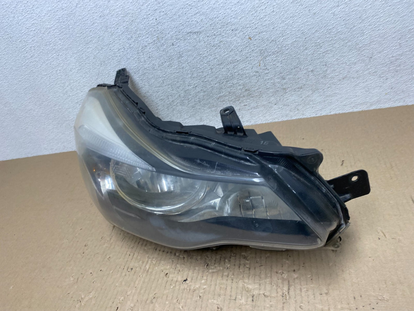 2012-2016 Subaru Impreza Crosstrek Right Passenger Halogen Headlight AE7071 DW1