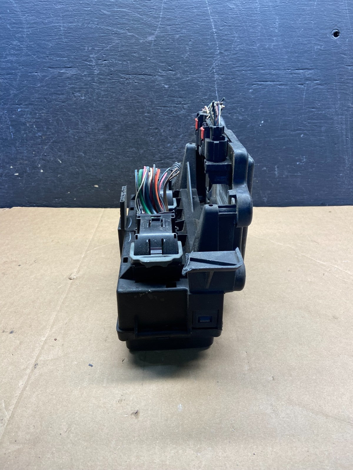 2006 Jeep Grand Cherokee Integrated Power Fuse Box 04692085ab AF9033 DG3
