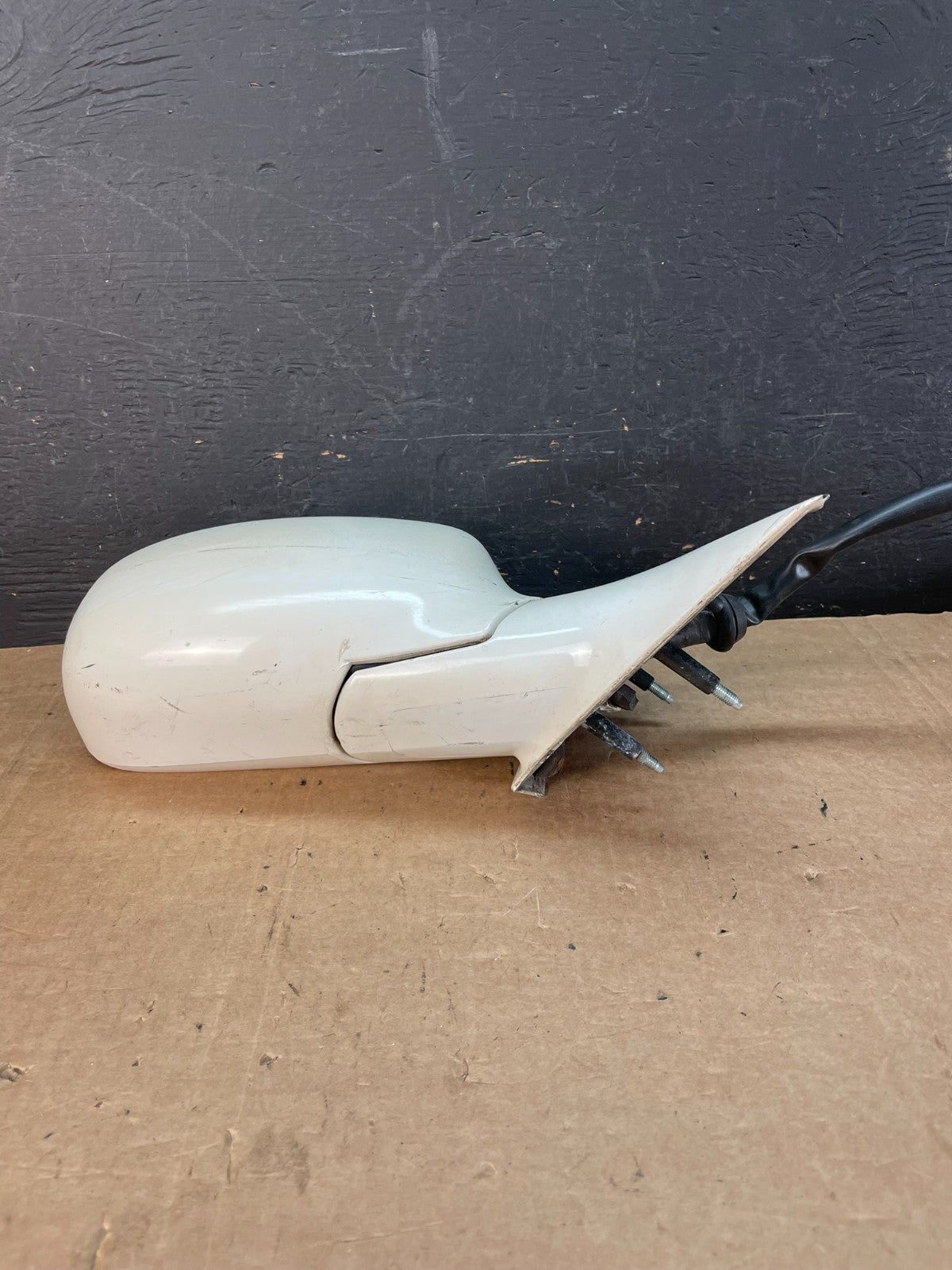 2000-2005 Cadillac Deville Right Passenger View Door Mirror AE8541 DW3