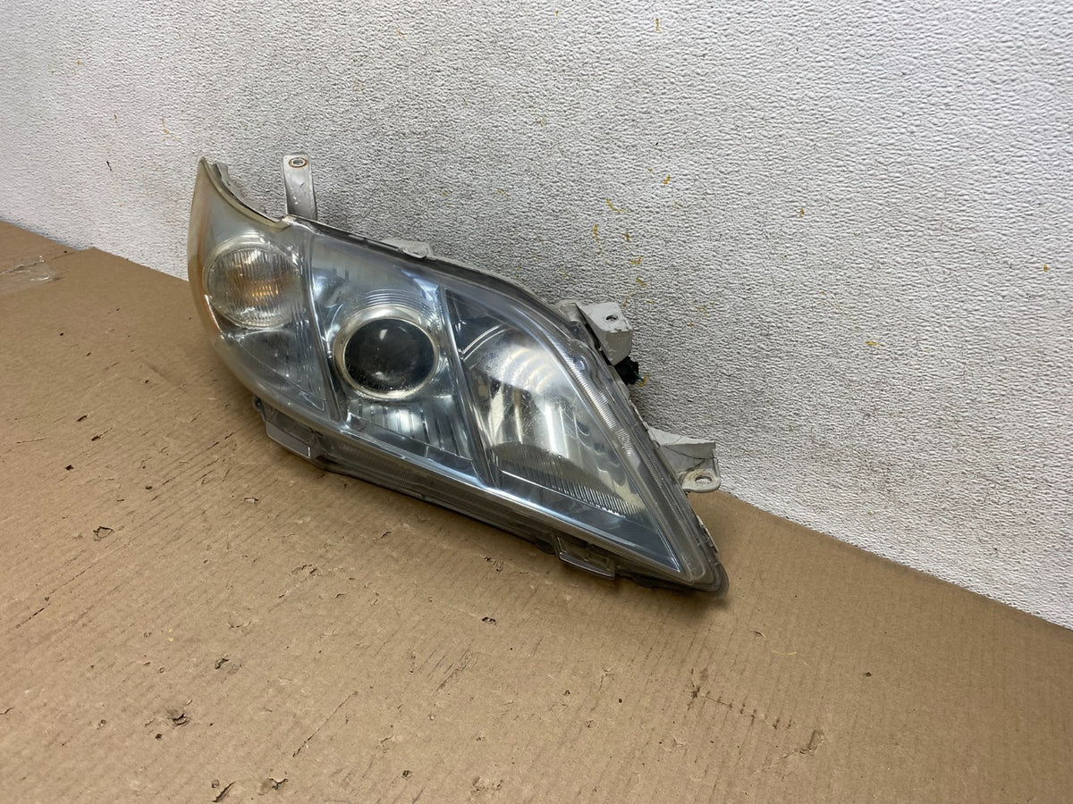 2007 - 2009 Toyota Camry Halogen Right Passenger Headlight AH5824 DW2