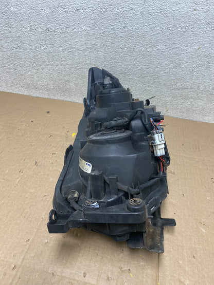 2006-2008 Subaru Forester Right Passenger Rh Headlight Halogen TYC T5672 DW12