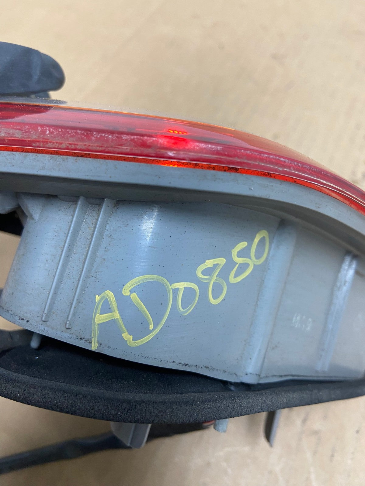 2007-2009 Toyota Camry Hybrid Right Passenger Side Inner Tail Light AD0850 LK6
