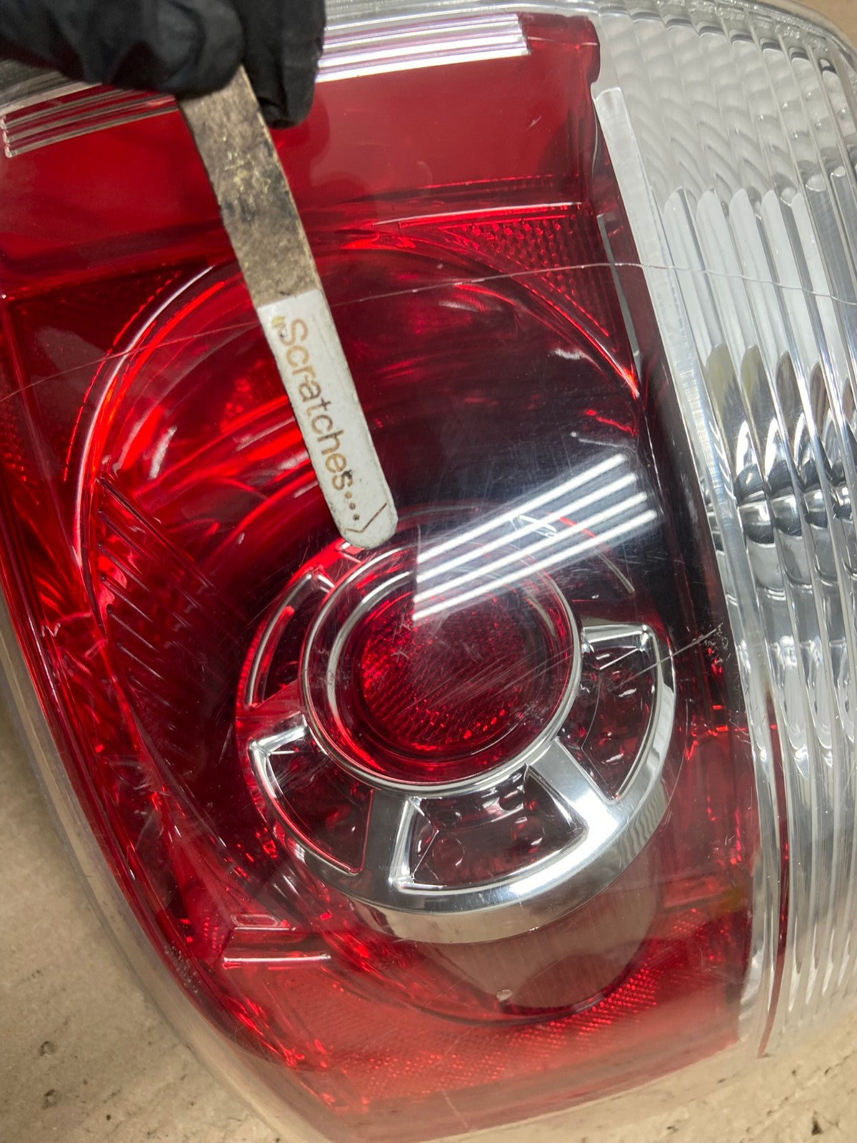 2007 to 2012 GMC Acadia Halogen Tail Light Right Passenger RH Side AH7679 LK3