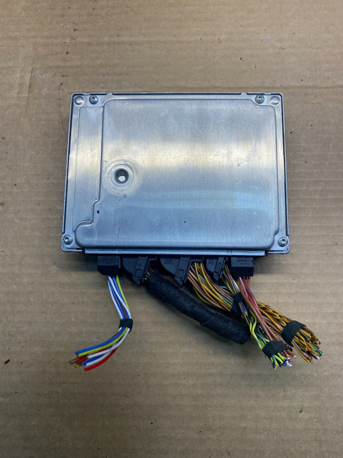 2003 to 2005 BMW X5 ECM ECU Engine Control Computer Module 7552310 AF7753 DG1