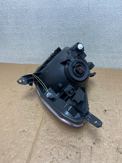 2001 - 2003 Toyota Rav4 Right Passenger RH Side Headlight Halogen TYC AA3759 DW6