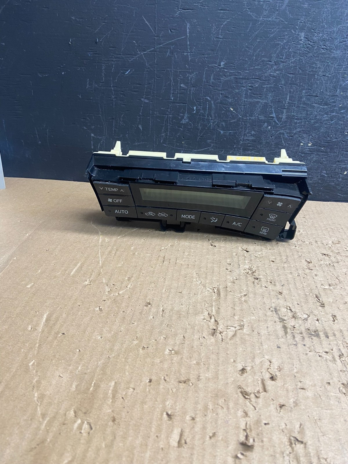 2010 to 2015 Toyota Prius A/C Heater Climate Control Unit Switch AF1527 DG0