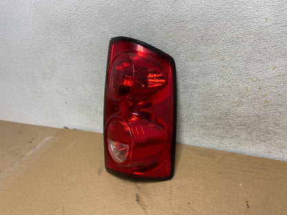2007 - 2009 Dodge Ram 1500 2500 Right Passenger Rh Side Tail Light AH4455 DW2