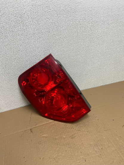 2003 2004 2005 Honda Pilot Left Driver LH Side Tail Light AB6152 LK2