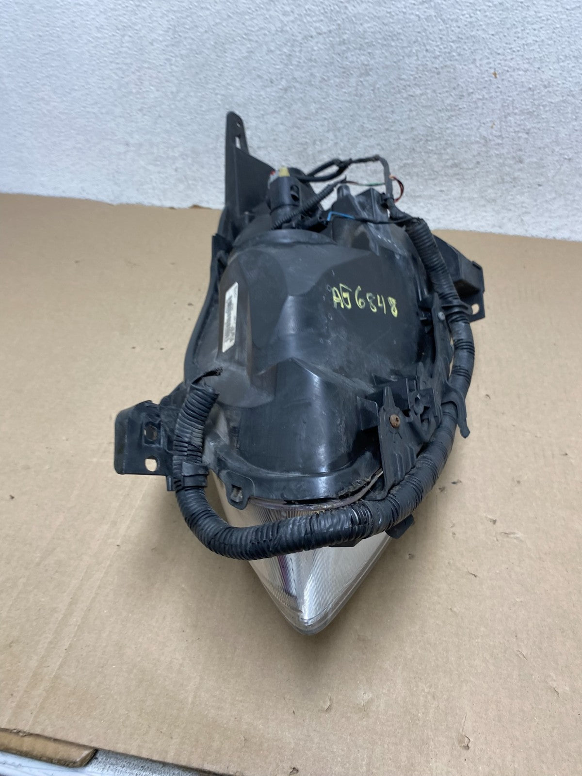 Sedan 2010 2011 2012 Nissan Altima Headlight Right Passenger Rh AG6848 DW9