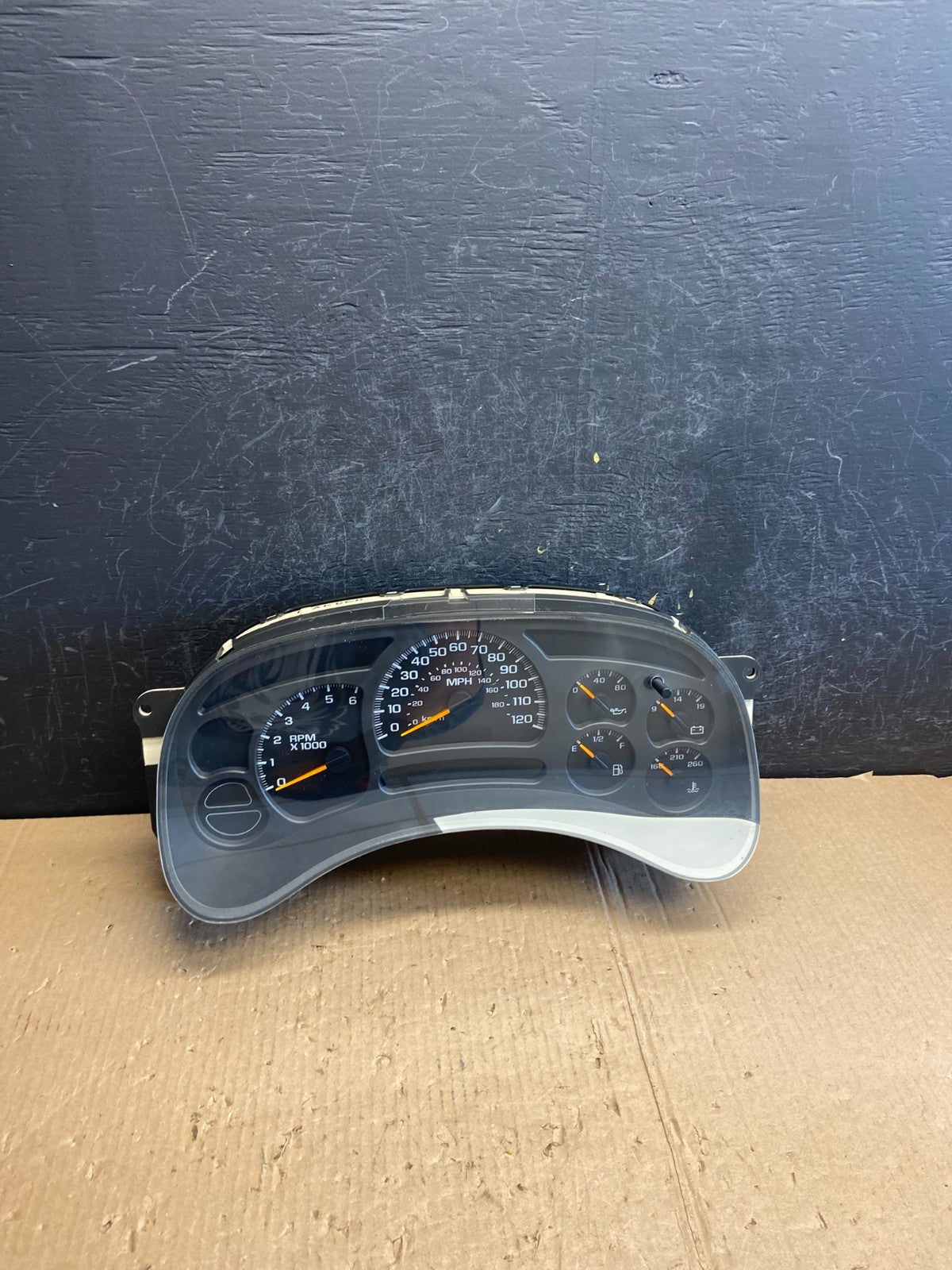 2003-2006 Silverado Sierra Yukon Tahoe Speedometer Instrument Cluster AE4125 DG0