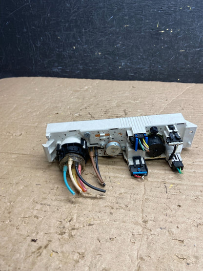 2008-2010 Chevrolet Express 1500 2500 3500 Climate Control Panel AF2385 DG3