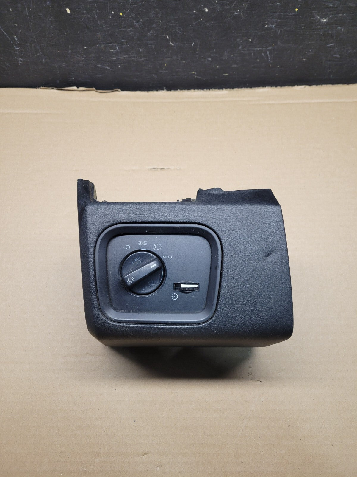 2006 to 2009 Land Rover Range Rover Sport Left Headlight Switch L2154 DG0