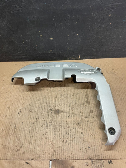 2001 to 2004 Nissan Pathfinder Engine Cover Ornament M6079 DG1
