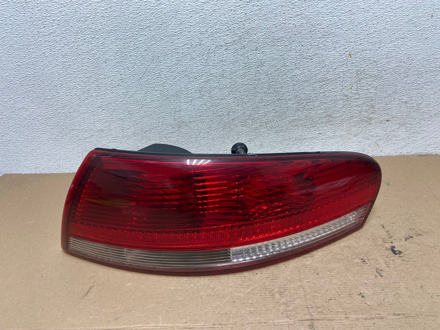 2001-2006 Chrysler Sebring Convertible Right Side Tail Light AF4845 LK0