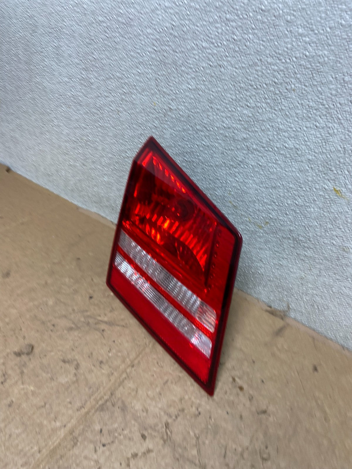 2009 2010 2011 Dodge Journey Left Driver Inner Trunk Lid Tail Light Oem AA40371
